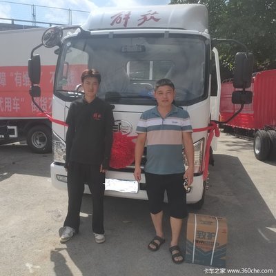 恭賀王師傅喜提“虎VN 137馬力”載貨新伙伴，開啟日用百貨銷售新征程